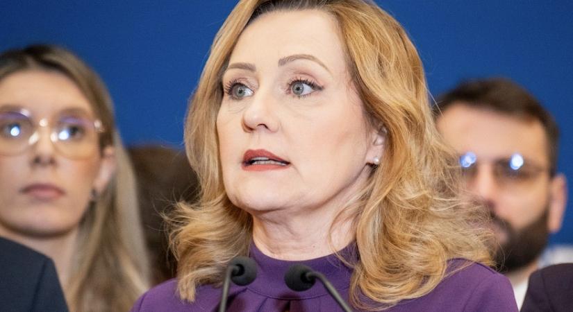 Elena Lasconi szerint Nicușor Dan lehet az ország történetének első leváltott államfője