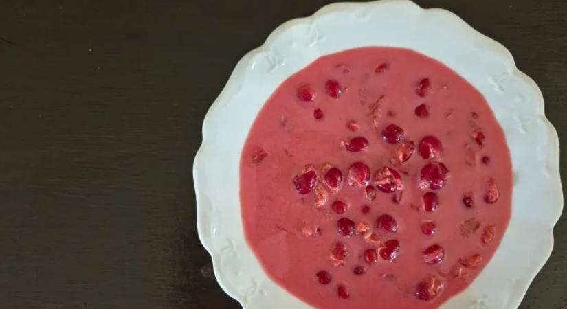 Kálci receptjei: Meggyleves