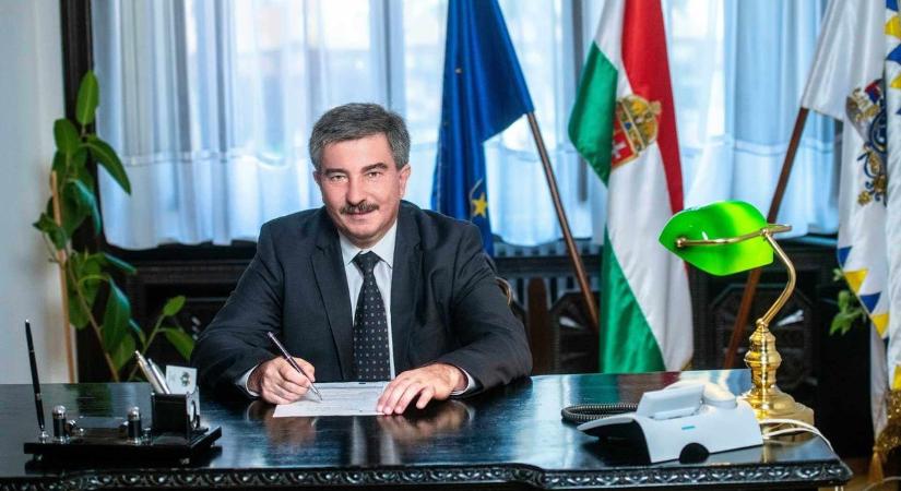 Jelentősen csökkentenék a vármegyei közgyűlési elnökök fizetését - Nyílt levelet írt a MÖOSZ