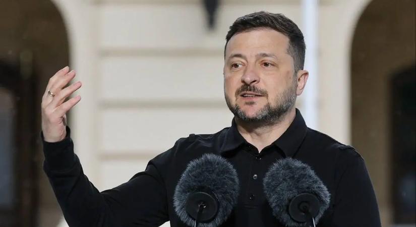 Zelenszkij felszólította Lukasenkát, hogy távolítsa el az orosz katonai berendezéseket az ukrán határ közeléből