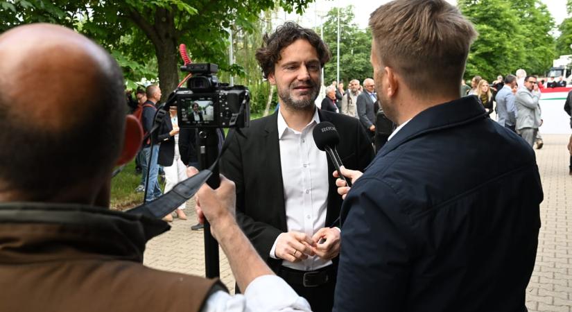 Havasi Bertalan az új szerepében lubickolva tette helyre Vitézy Dávidot