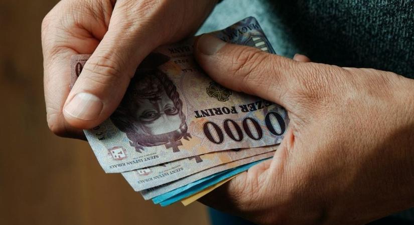 Százezreknek fájhat: sorra vonja vissza az Orbán-kormány gazdasági intézkedéseit a Tisza