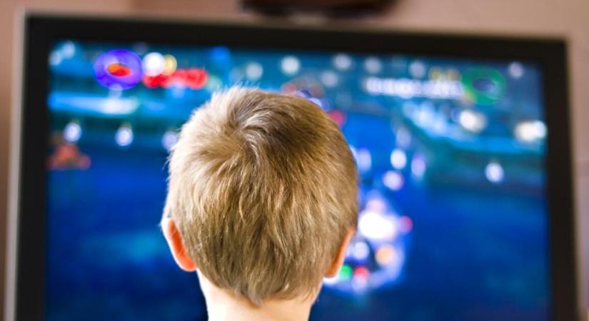 Az alfa generáció nyáron is szívesen fizet bankkártyával