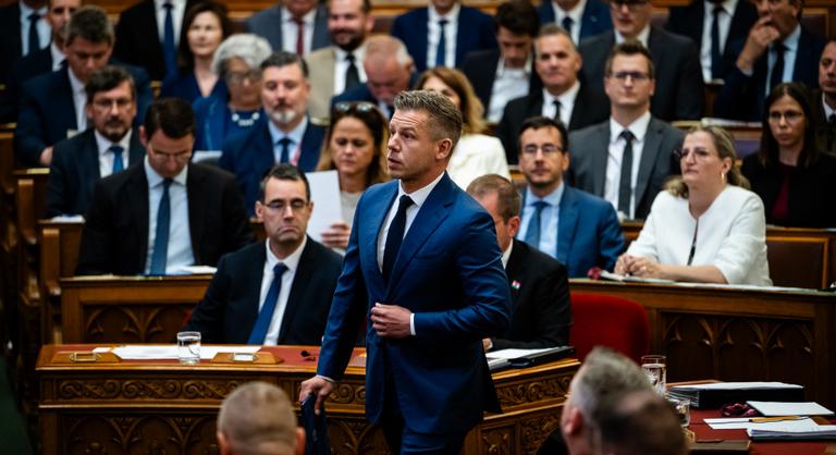 Milliós bírság, rendőri elővezetés – erre készülhetnek a politikusok