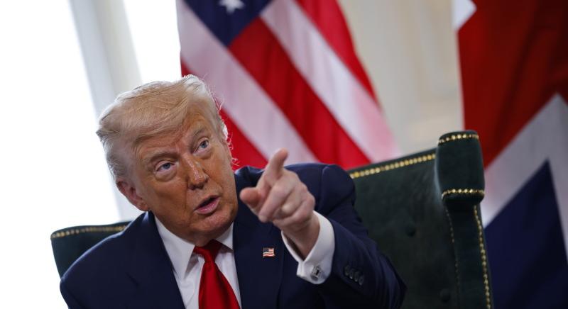 Trump Iránnak: „Ha lezárjátok a szorost, nem lesz országotok”