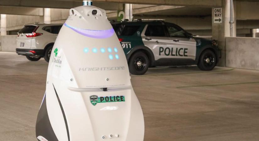 10 hónap után nyugdíjazta az ohiói rendőrség a rendőrrobotot, miután nem csinált tulajdonképpen semmit