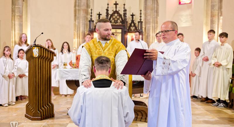 Három éve alakult a Büki KÉSZ Csoport - Tábori lelkész celebrálta a hálaadó szentmisét