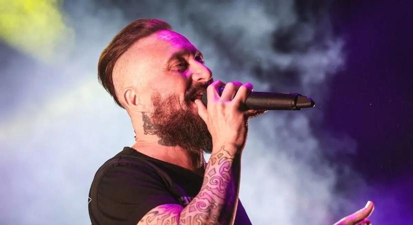 „Szóval ezt mondtam tegnap a színpadon is... Lyme-kór...” – Kowalsky megdöbbentő vallomása
