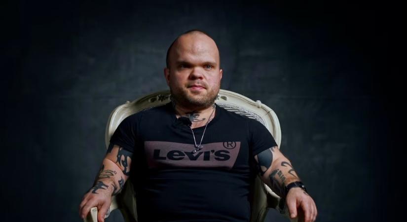 Csúfolták, a kukába dobták, megalázták - a 127 centi magas Sztanó György junior világbajnok parafekvenyomó és példakép lett