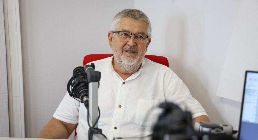 Milyen lehet negyven eltöltött év nehéz sorsú gyermekek között? Deák Péter elmeséli!