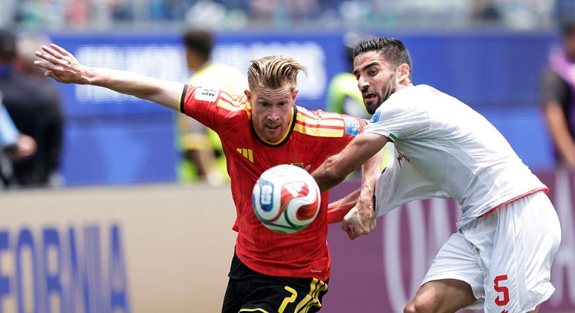 Lesgól, piros lap és elképesztő bravúrok: Belgium Iránnal sem bírt