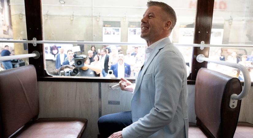 Magyar Péter sejtelmes bejegyzést tett közzé