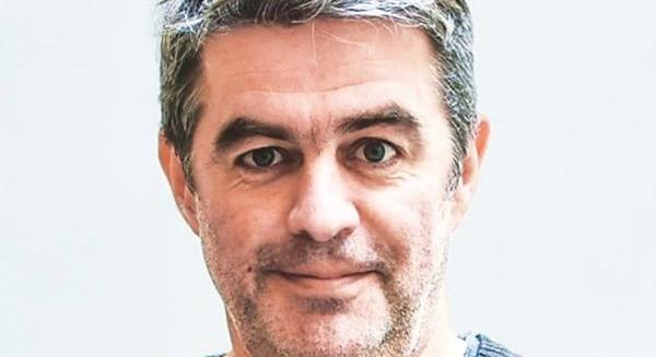 A politika szolgálólánya