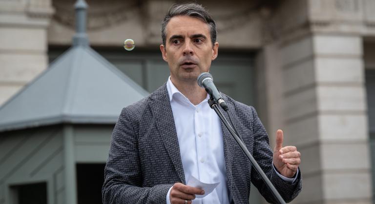 „Elnök Úr! Nagy a baj!” – Sulyok Tamásnak üzent Vona Gábor