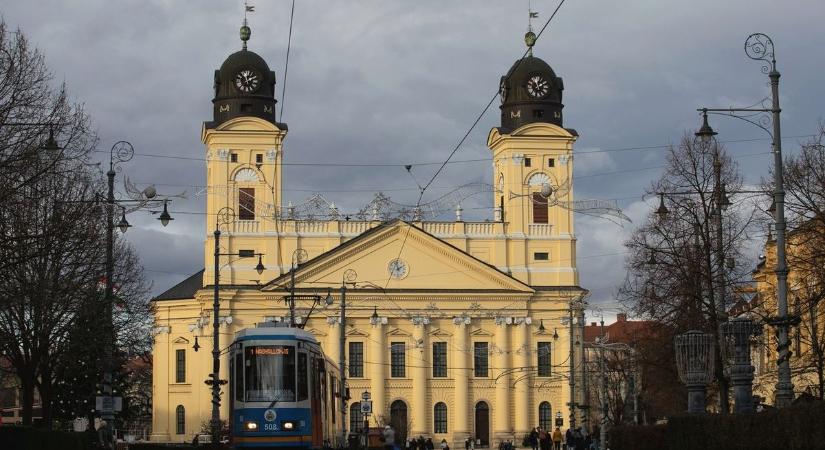 Kettős csere a debreceni intézmények élén? Kemény szavakkal pályázik az egyik jelölt, nemsokára döntés