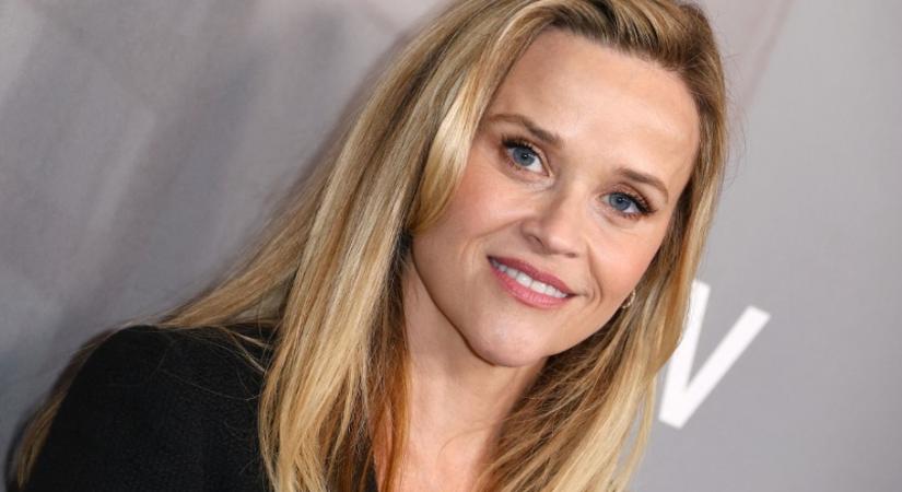 Klasszikus nyári elegancia a teraszon? Reese Witherspoon egyetlen bútorral oldotta meg