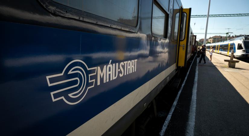 A győri fővonal feladta, lépett a MÁV