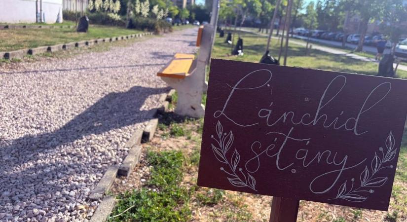 Különleges hagyomány őrzi a kecskeméti nyolcadikosok emlékét  fotó