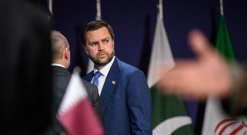 Feszült hangulatban folynak az amerikai-iráni tárgyalások – Trump már a harcok folytatásával fenyegetőzik