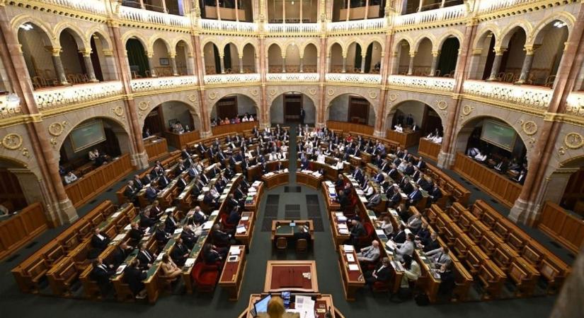 Órákon belül bejelentést tesz Magyar Péter: politikai leszámolás veheti kezdetét Magyarországon – jöhet a lex Sulyok