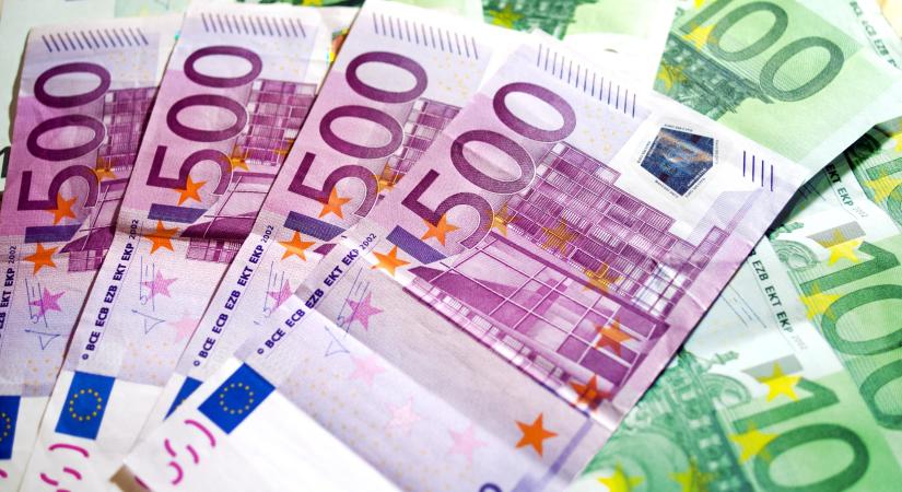 Magyarország be akarja vezetni az eurót