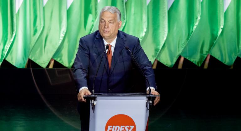 „Megállítottam őket” – Orbán Viktor Bécsben arra buzdította az embereket, hogy harcoljanak a migráció ellen