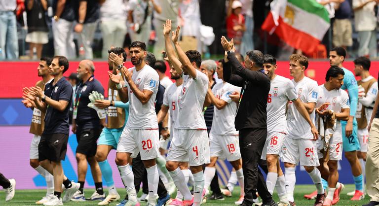 Nem mindennapi üzenetet hagytuk maguk után az iráni futballisták Los Angelesben