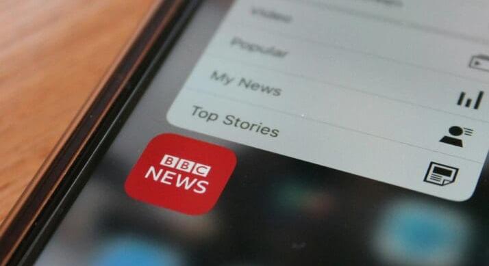 A BBC-t is elérte a médiapiaci válság – 550 fős leépítés és műsorbezárások jöhetnek
