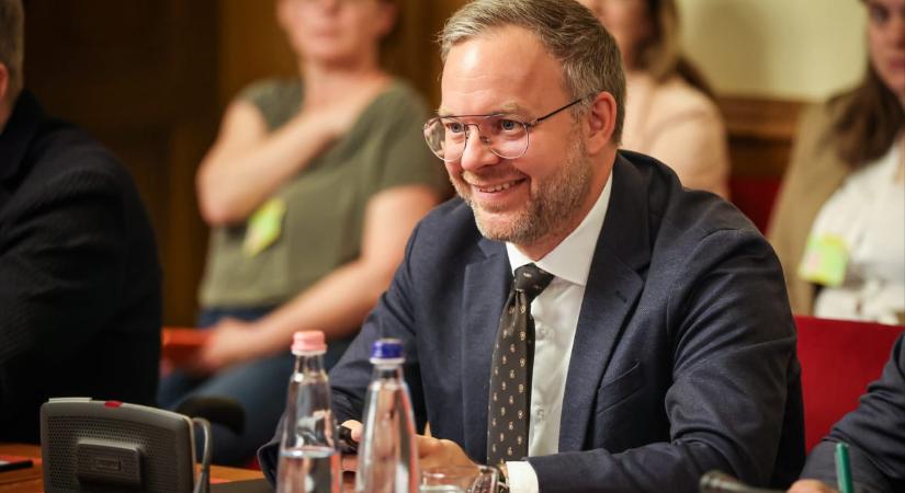 Orbán Balázs azért mondott le az MCC éléről, hogy ne terhelje az alapítvány jövőjéről szóló tárgyalásokat
