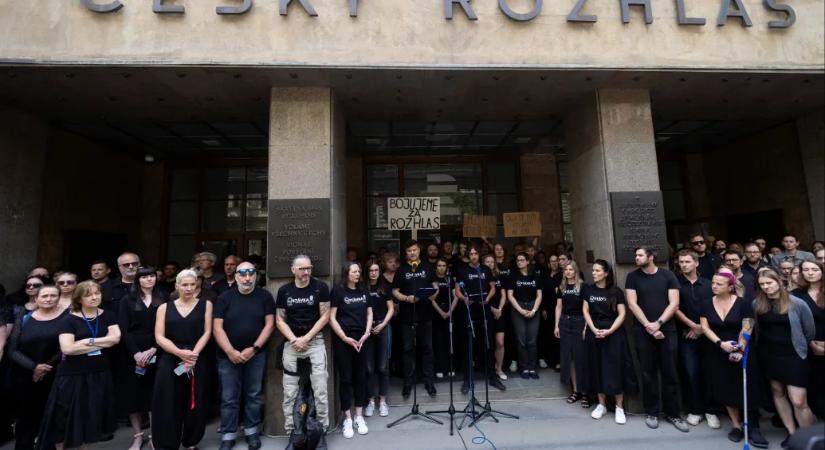 24 órás sztrájkot tart a cseh közmédia több ezer dolgozója a kormány tervei miatt