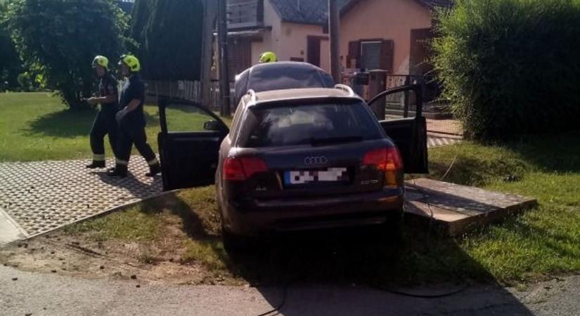 Két autó ütközött Gunarason, két utast kellett kórházba szállítani