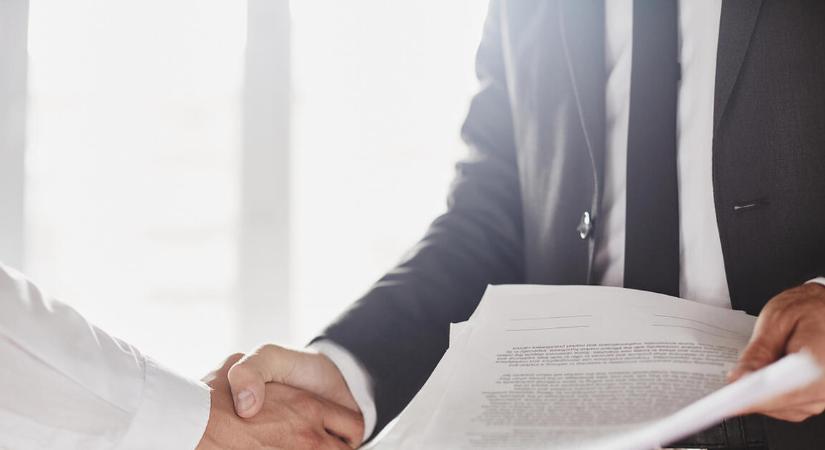 Új társadalmi párbeszédet követelnek a szakszervezetek a kormánytól