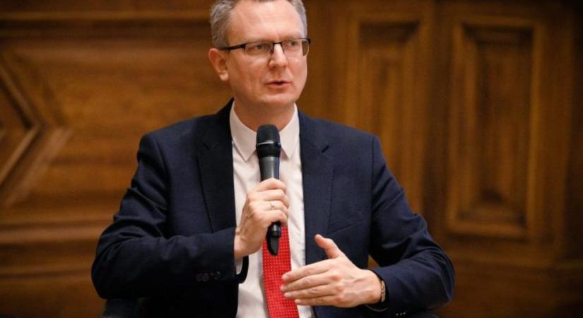 Forr a vita a 3 százalékos hitel körül: Rétvári szerint veszélybe kerülhetnek a kisvállalkozások