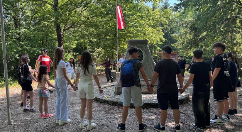 Kukoricamálé, orchideafarm, múmia, óriásfánk – Bakonyiak történelmi hangulatú kalandozása ( képek)