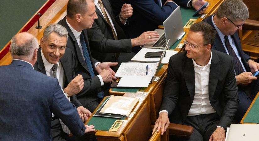 A Fidesz-KDNP frakció felét kipöckölné Magyar Péter