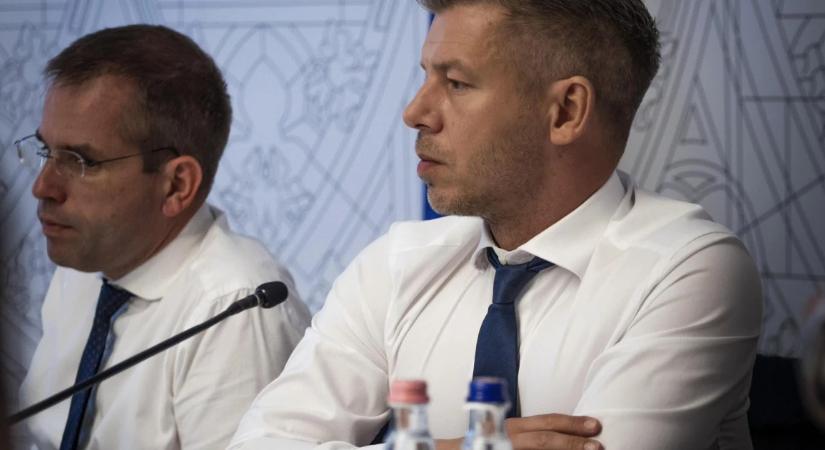 Nem csak a miniszterelnöki ciklust korlátozzák: komoly bejelentést tett Magyar Péter a képviselők mandátumáról