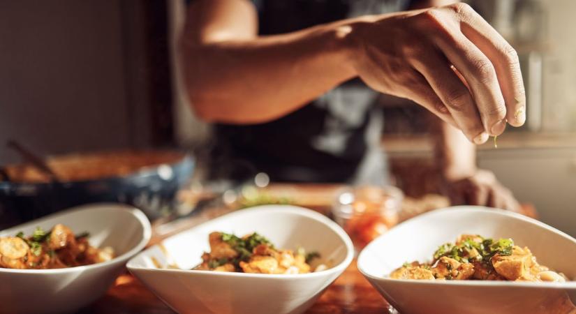 Ne gondolkodjon minden este a vacsorán: 5 egyszerű recept, amivel egy hétre letudhatja a menüt