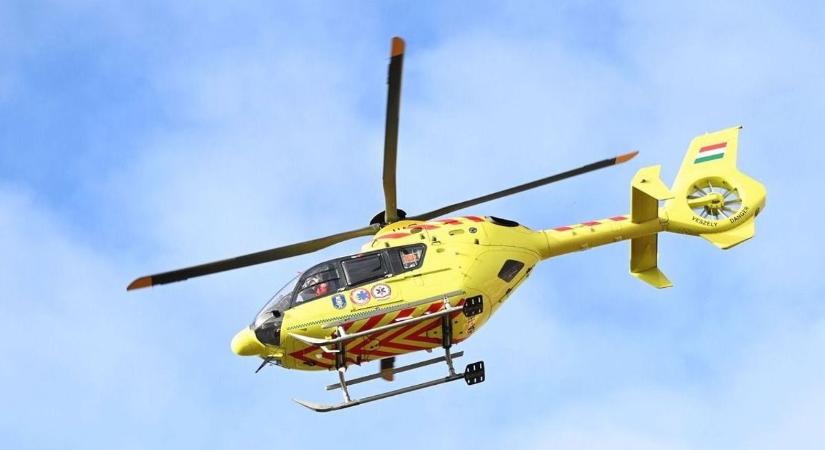 Mentőhelikopter szállt le Hajdúszoboszlón, újra kellett éleszteni egy embert