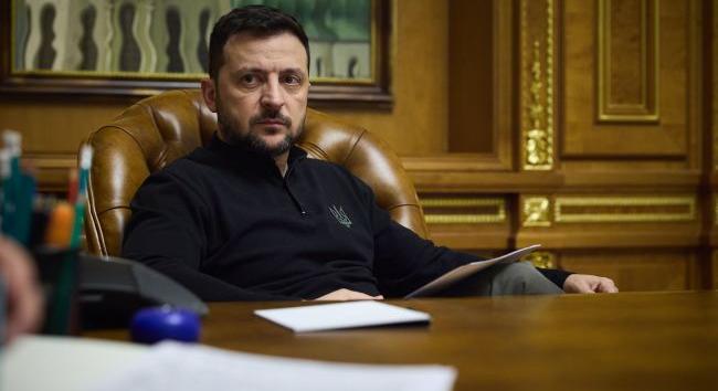 Zelenszkij aláírta a rekordméretű hadiköltségvetésről szóló törvényt
