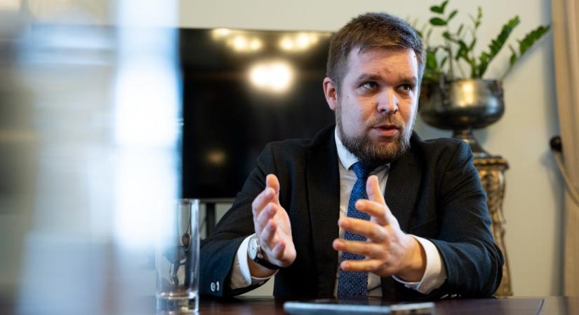 Nyomozás indult a győri önkormányzati médiacég szerződései miatt
