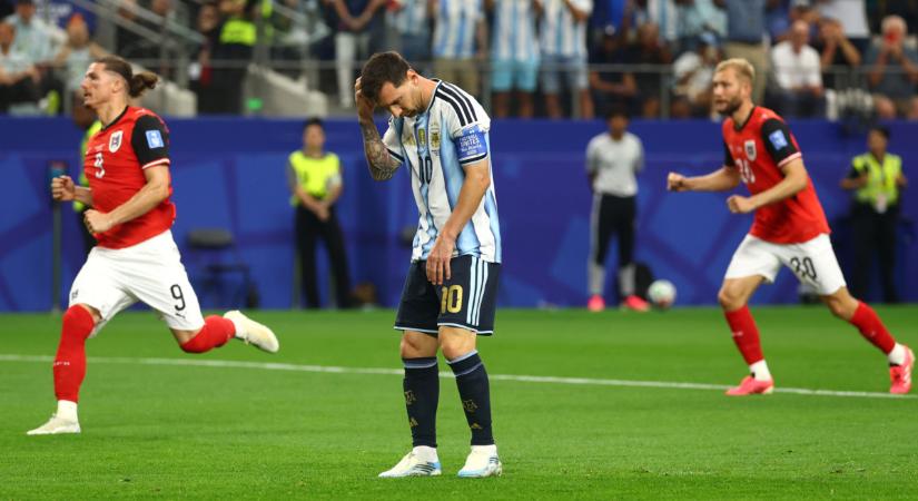 Megesik, hogy a kecske elesik: Lionel Messi büntetőt rontott Ausztria ellen – videó