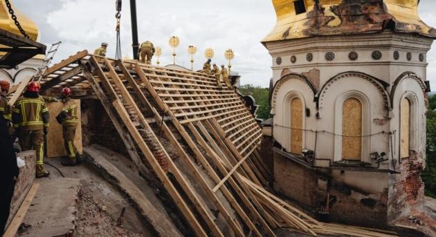 Súlyos károk keletkeztek a kijevi Pecserszka Lavra műemlékeiben