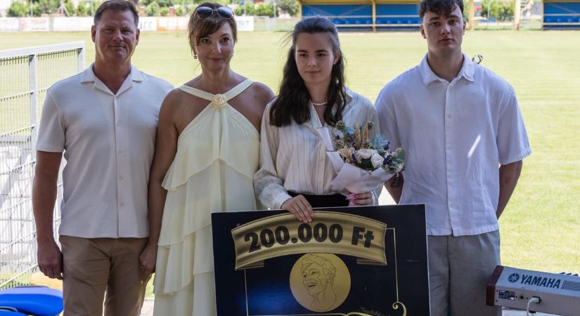 Az idén Gyenese Zsófia a Hegedüs Viktor Marcell Emlékére Alapítvány díjazottja