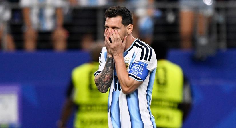 Még csak a kaput sem találta el: borzalmasan elrontotta pályafutása 33. kihagyott büntetőjét Lionel Messi – videó