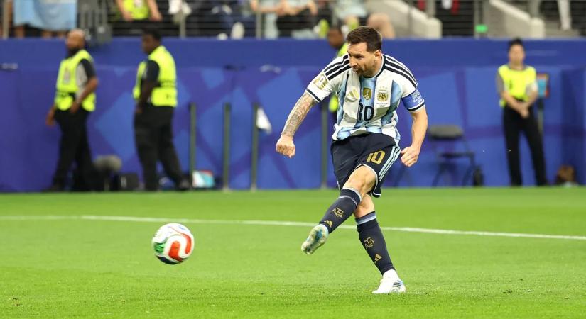 Lionel Messi előbb megjárta a poklot, majd történelmet írt Ausztria ellen
