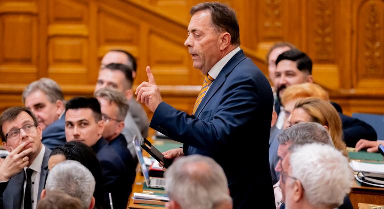 Pócs János szerint Majka Magyar Péternek szánta a Csurran, cseppen című dalt