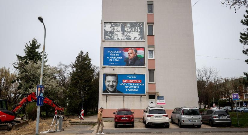 Gyűlöletkeltő plakátok: a társasházakért aggódik a Fidesz
