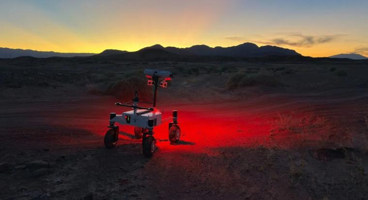 A NASA új robotja sokkal gyorsabban járná be a Holdat és a Marsot