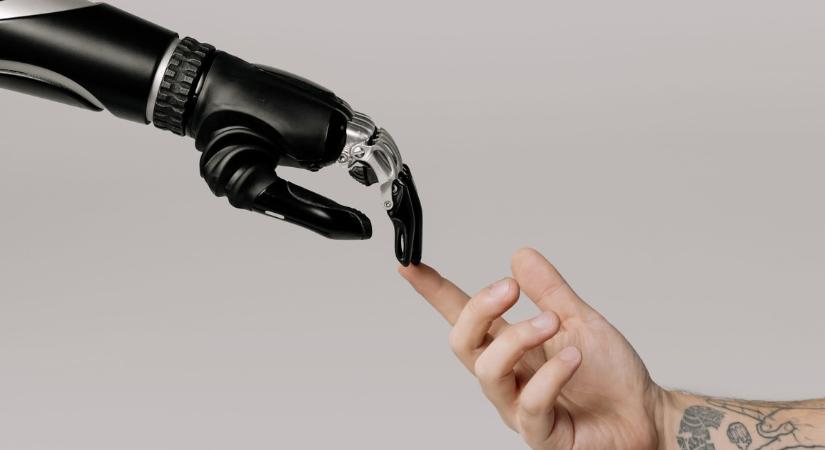 Robotok helyettesíthetik az ápolókat a magyar kórházakban? Ez várhat ránk a jövőben a szakértők szerint