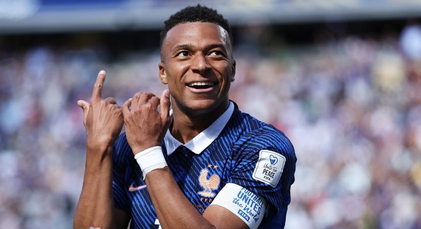 Győzelmet ért Kylian Mbappé duplája, a viharszünet sem jelentett akadályt